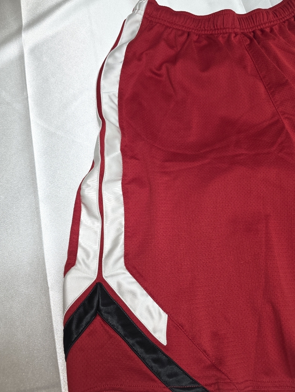 Nike Red Athletic Mesh Shorts with White Side Panels - Picture 4 of 8